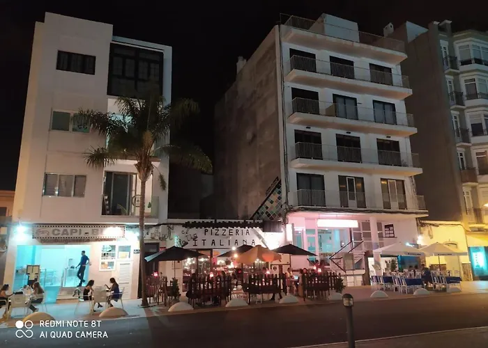 Paula Con Vistas Al Mar *