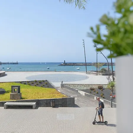 Paula Con Vistas Al Mar Arrecife (Lanzarote)